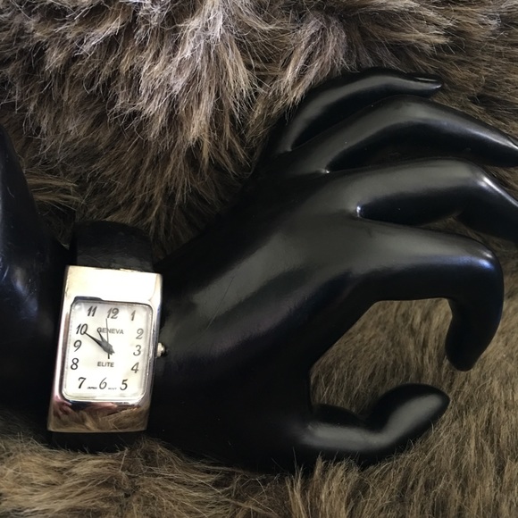 Ladies Geneva Elite #713 black bracelet watch - Picture 2 of 8